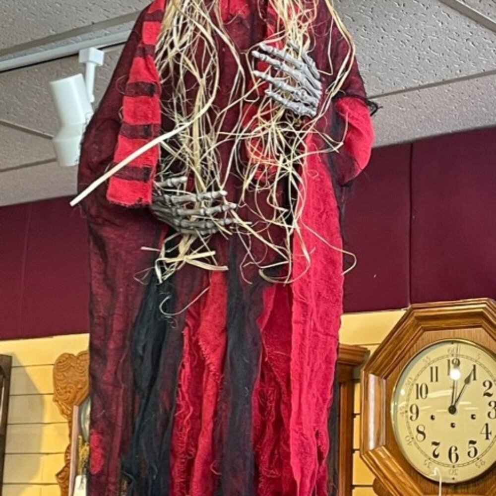 2 Spooky Halloween Hanging Skeleton Pirates (ready to ship for Halloween!) - Picture 13 of 14